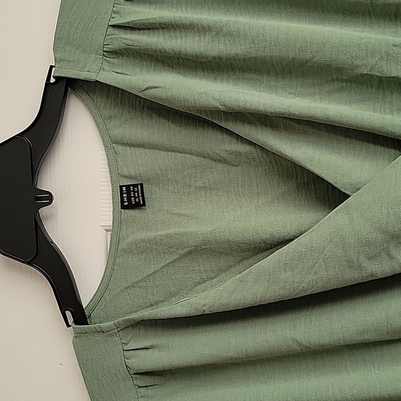 Shein V Neck Dress - Picture 5 of 12